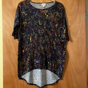 LulaRoe 🎉3 for $30.🎉 parsimony Cute and comfy abstract design tunic top (Mlb)